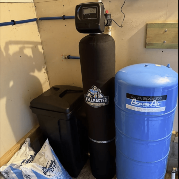 Wellmaster water softener and pressure tank system